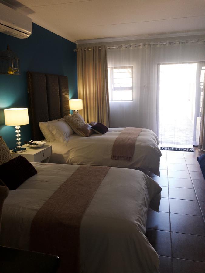 The Hedge Guesthouse Kuruman Kültér fotó
